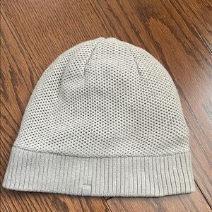 Lululemon Athletica Light Gray Knit Hat
